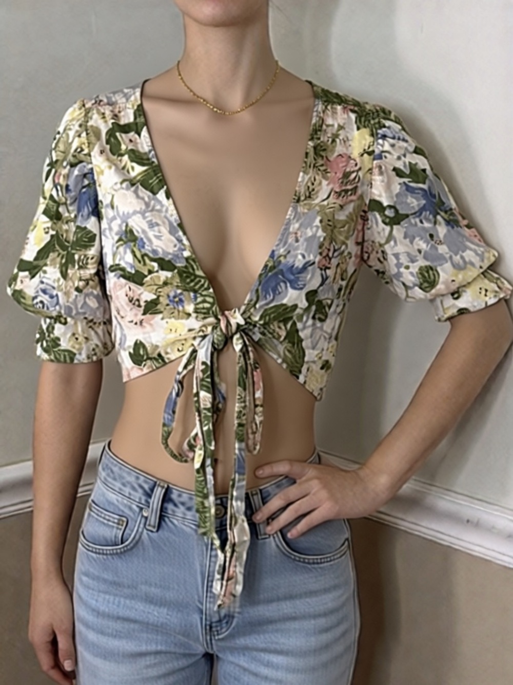 Urban Outfitters Pastel Floral Tie-Front Crop Top - Blue, Green, Pink